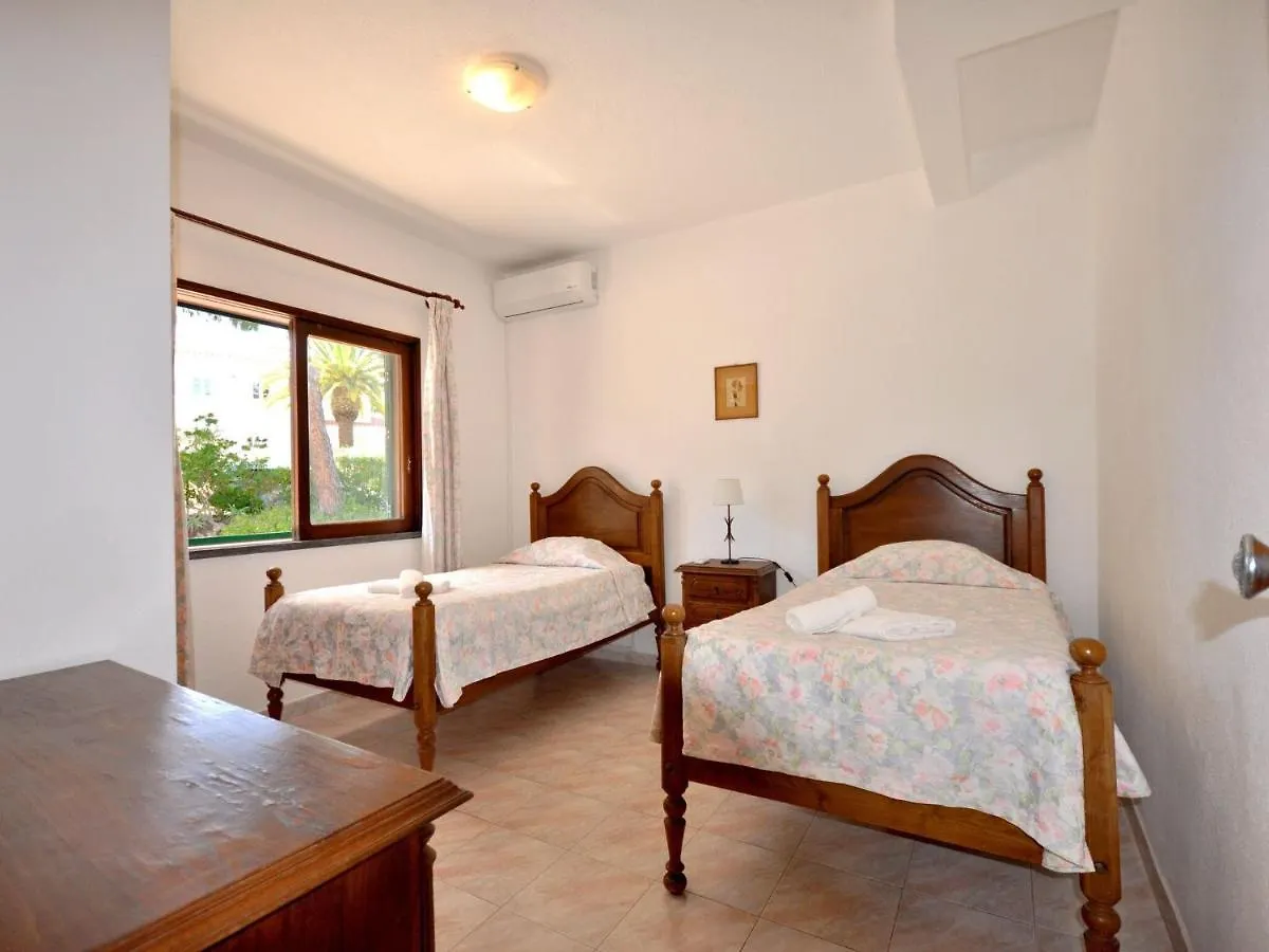 Attractive Villa In Vilamoura With Private Terrace 0*,