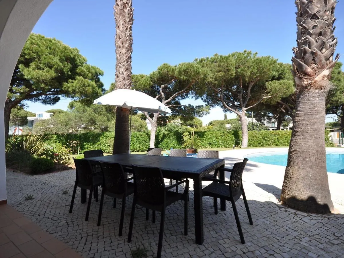Attractive Villa In Vilamoura With Private Terrace